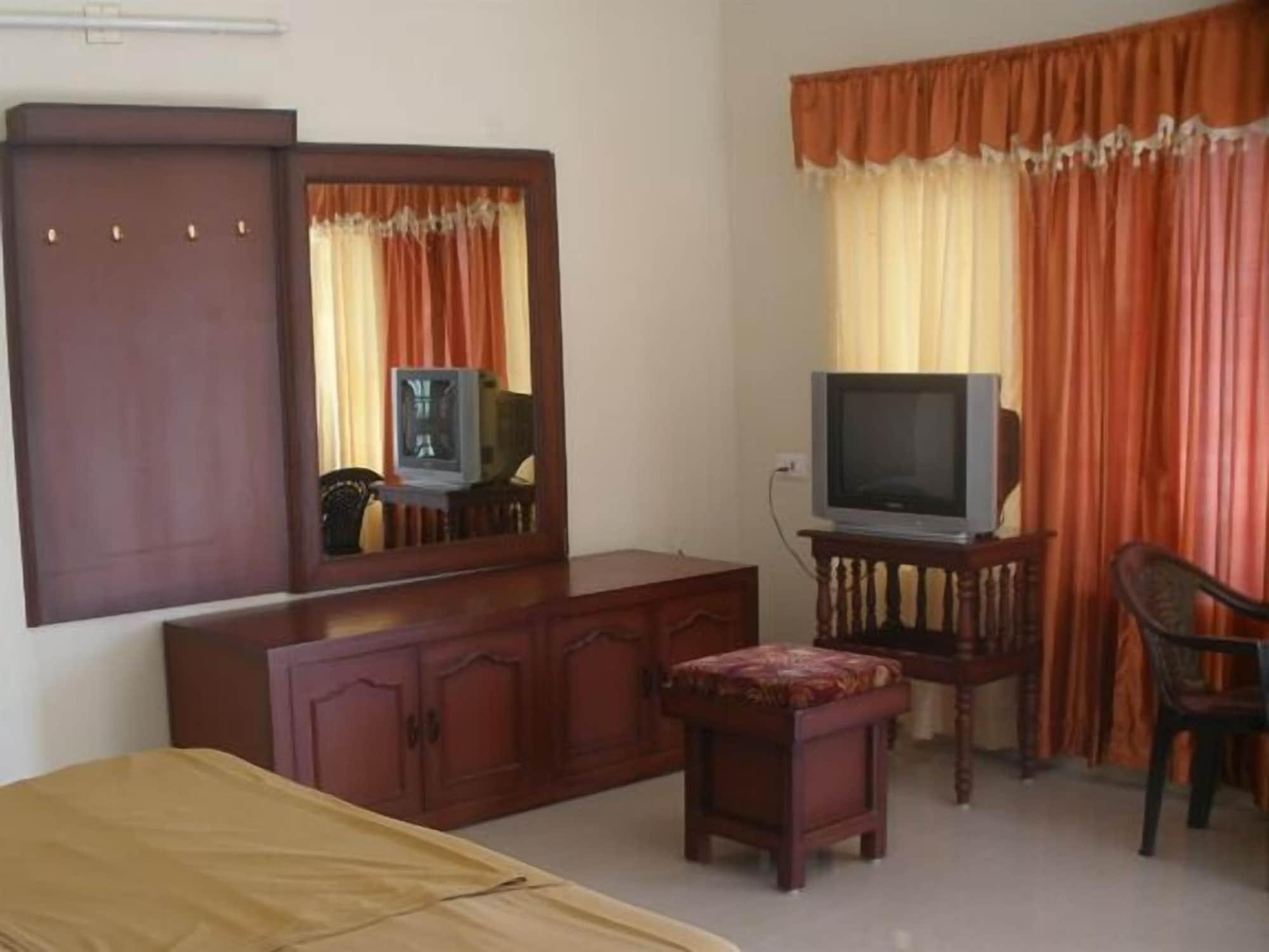 Jungle Palace Homestay Thekkady Esterno foto