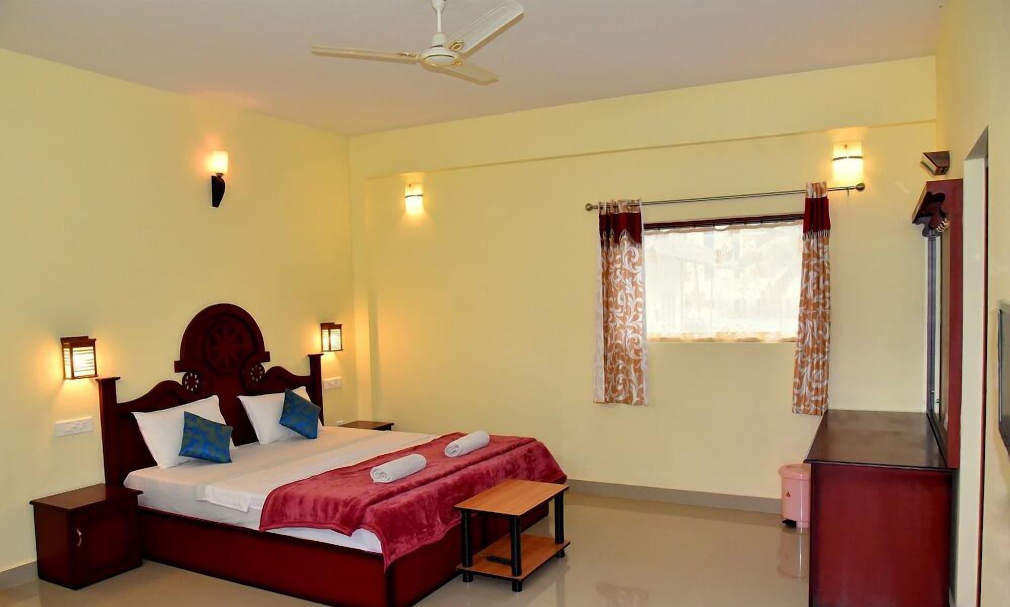 Jungle Palace Homestay Thekkady Esterno foto